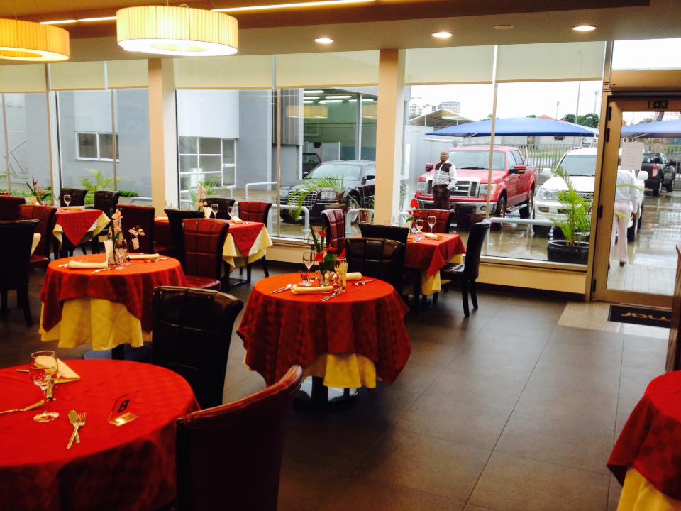 RESTAURANTE – 3